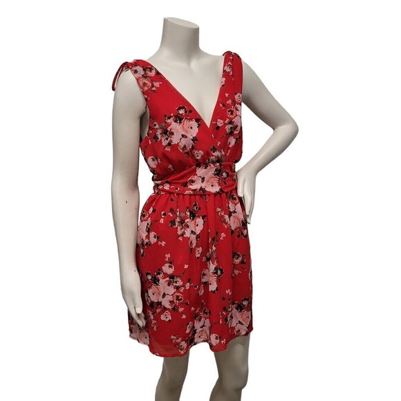 NWT Red Floral Dress Junior's by Speechless - Picture 1 of 9